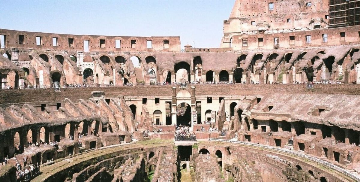 Coliseu, umaa das sete maravilhas do mundo moderno